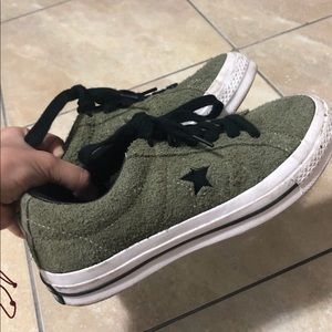 green one star converse
